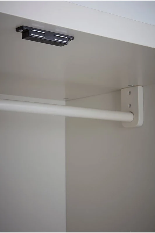 Rosenhaga Garderob – Elegant design med smart förvaring - Bild 8
